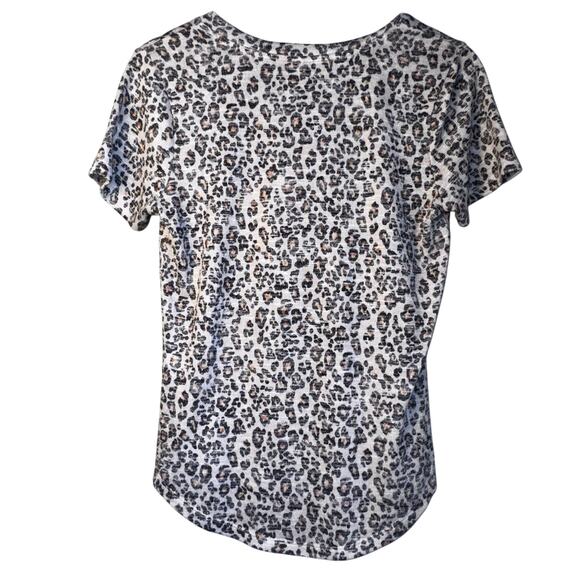 Z Supply XS Gray Brown Animal Print V-Neck Short Sleeve Top - Picture 2 of 4